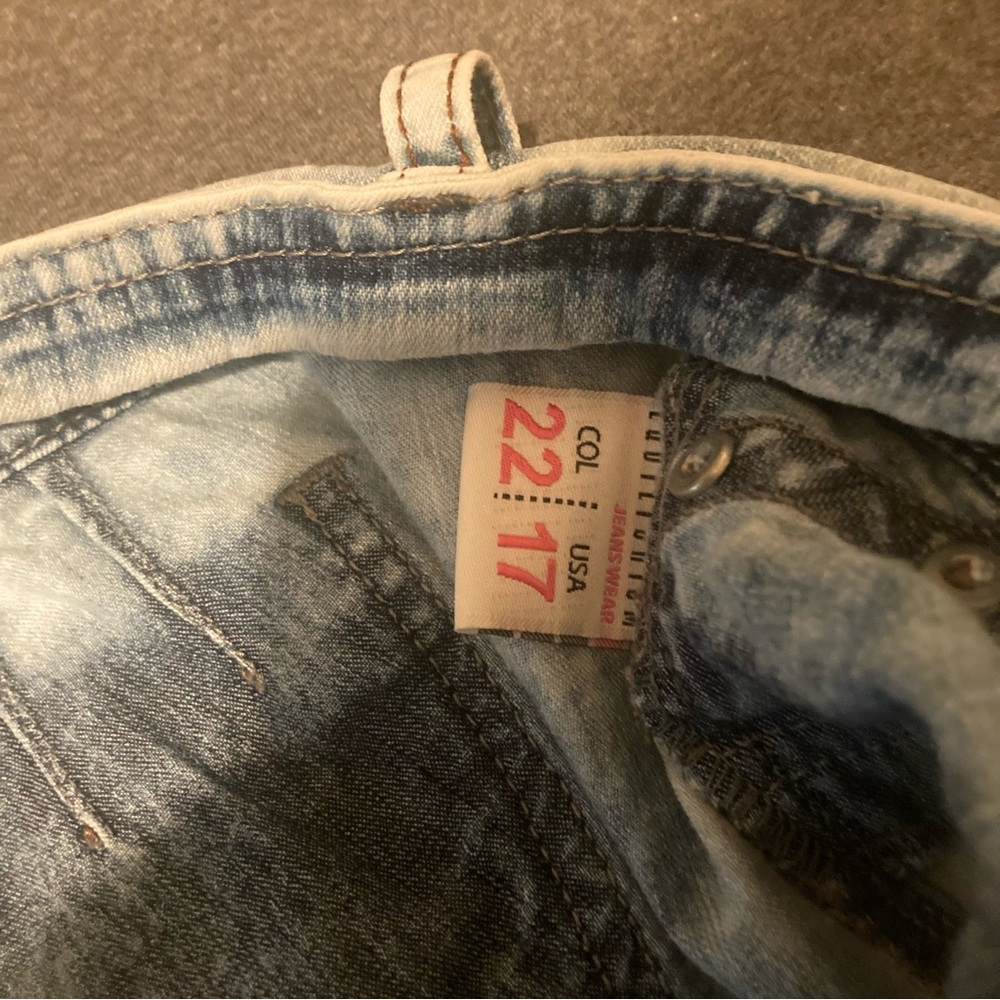 Colombian Jeans - Picture 6 of 9